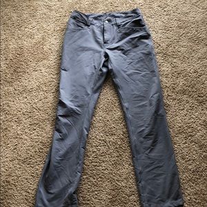 Men’s 30 North Face Pants